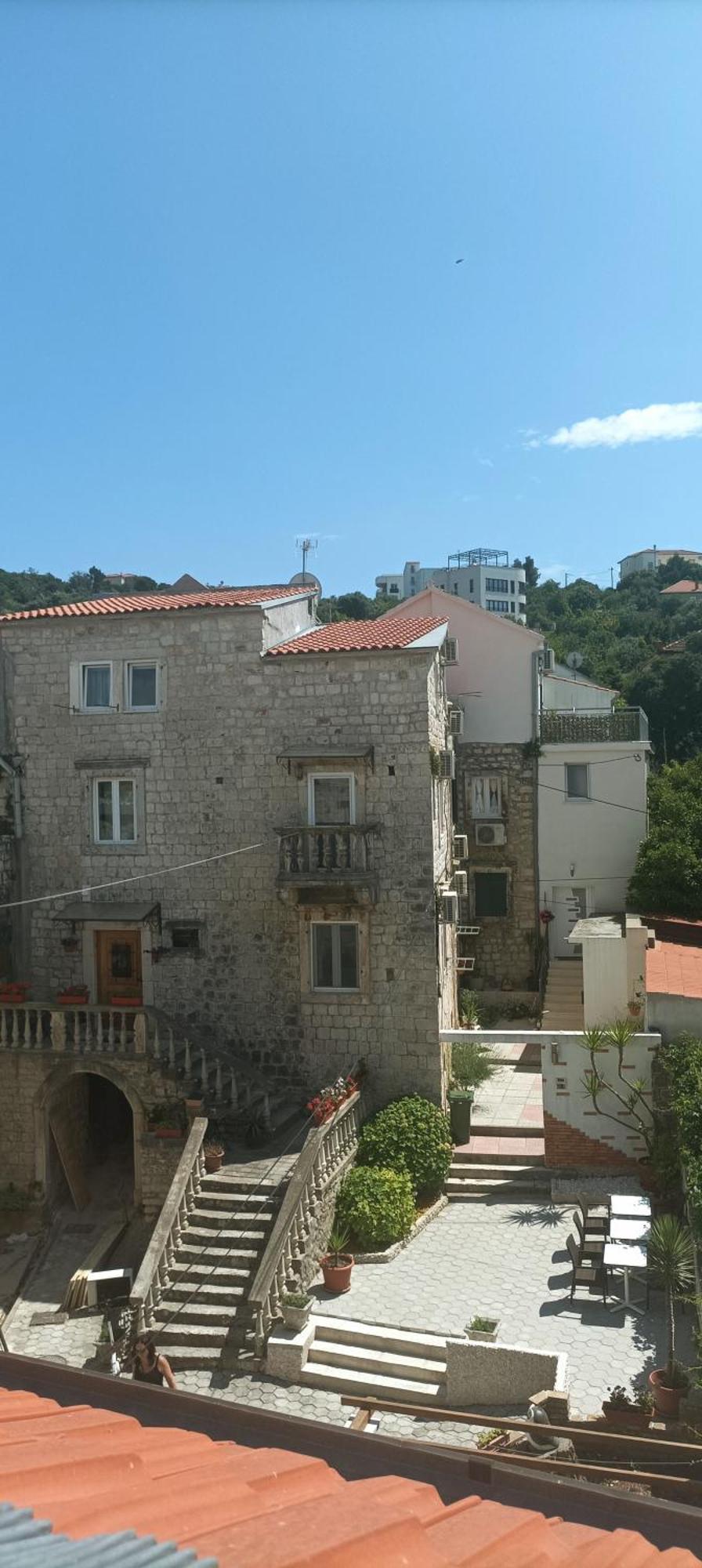 Guest House Klaudija Τρογκίρ Εξωτερικό φωτογραφία